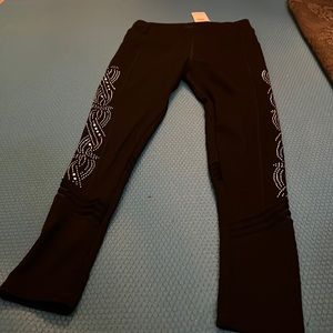 LYDAA black leggings with bling on sides and pockets size medium